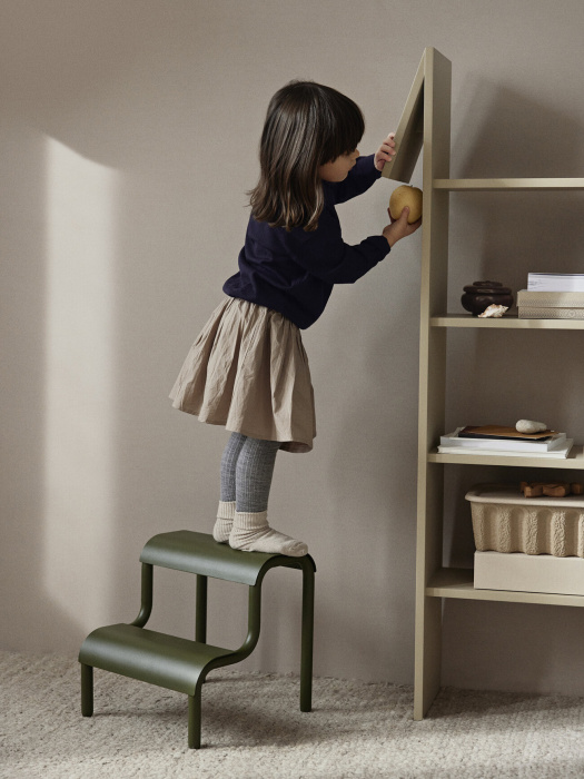 Детский книжный шкаф Giraffe Bookcase, Ferm Living