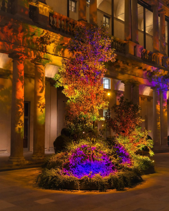 Уличный напольный светильник с поворотным механизмом Giga Outdoor, Halo Edition