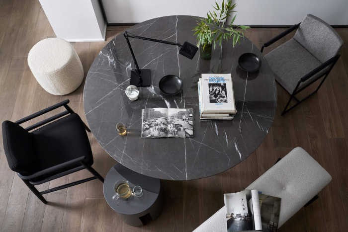 Стол Plinto, Meridiani