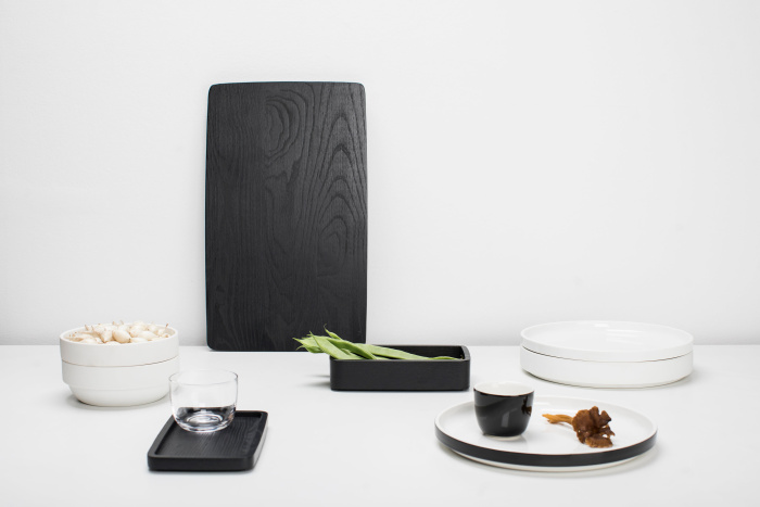 Набор из 4-х тарелок Plate Low Black Glazed Passe-Partout by Vincent Van Duysen, Serax