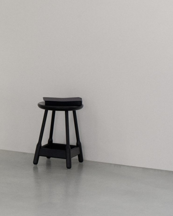 Табурет Albert Stool, Massproductions