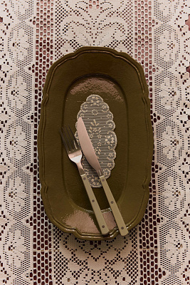 Сервировочное блюдо New Classics: serving tray – Olive 