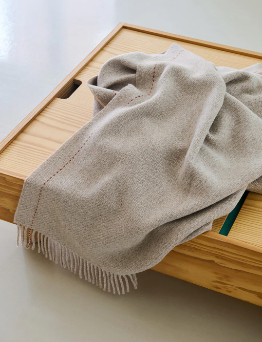 Плед Écru Highland Throw, Elvang