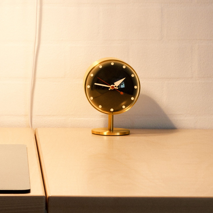 Настольные часы Night Clock, Vitra