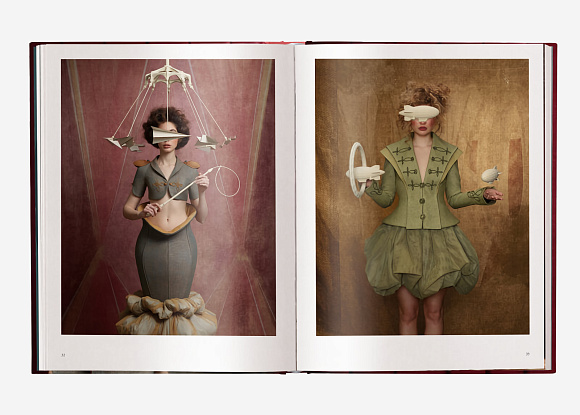 Книга Circesque, teNeues