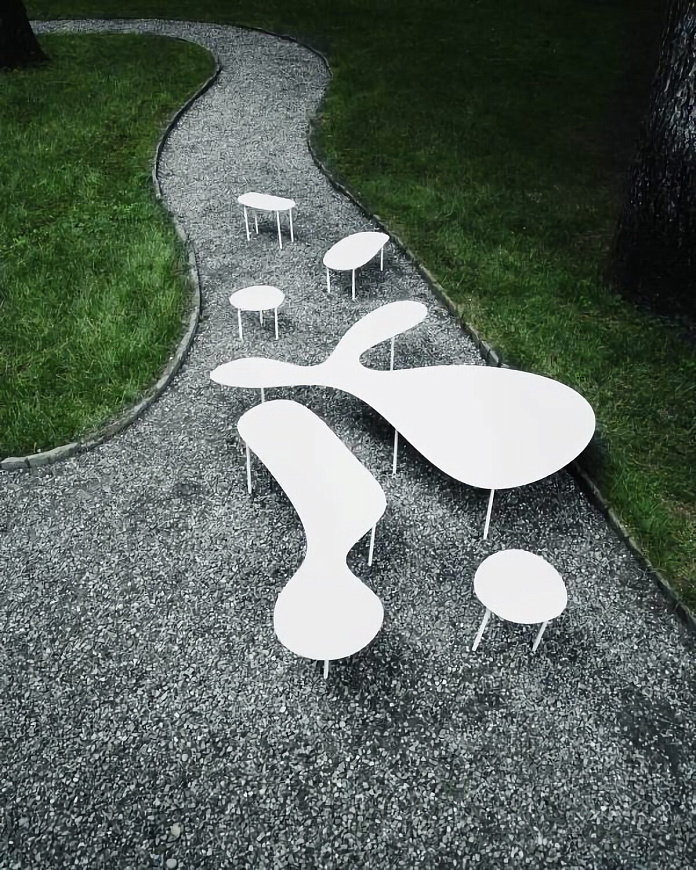 Уличный журнальный столик Rabbit & the Tortoise, Living Divani