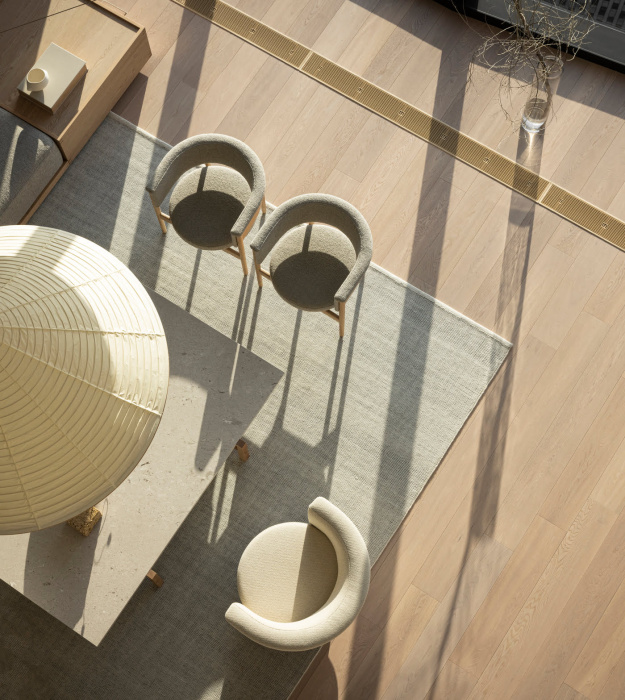 Кресло N-SW 01, Karimoku Case