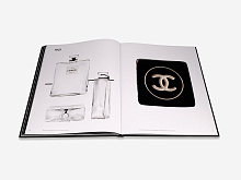 Книга Chanel N5, Thames & Hudson