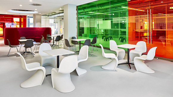 Обеденный стол Bistro Table, Vitra