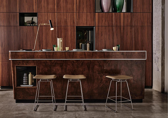 Полубарный табурет Echoes, Flexform