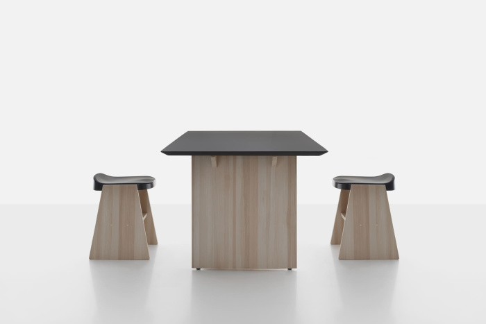 Стол Fronda Table, Mattiazzi