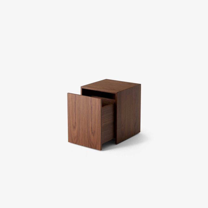 Журнальный столик Mass Side Table, New Works