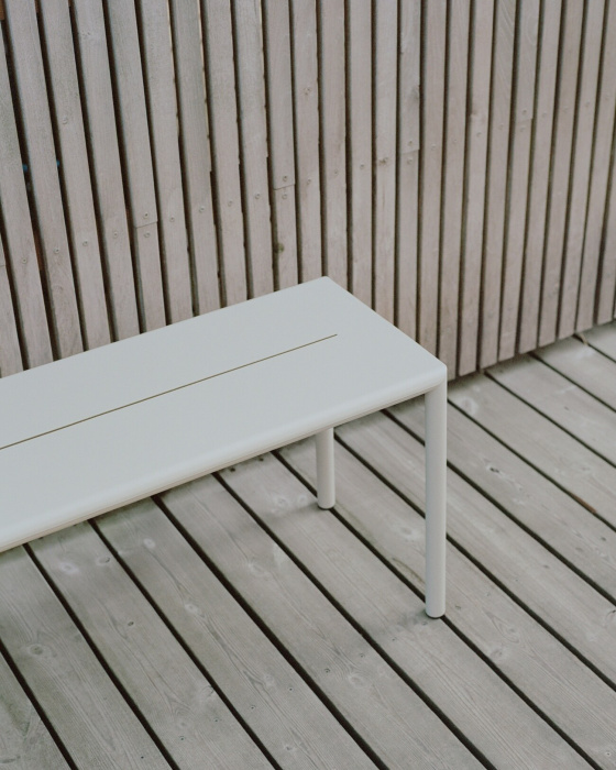 Уличная скамья May Bench, New Works