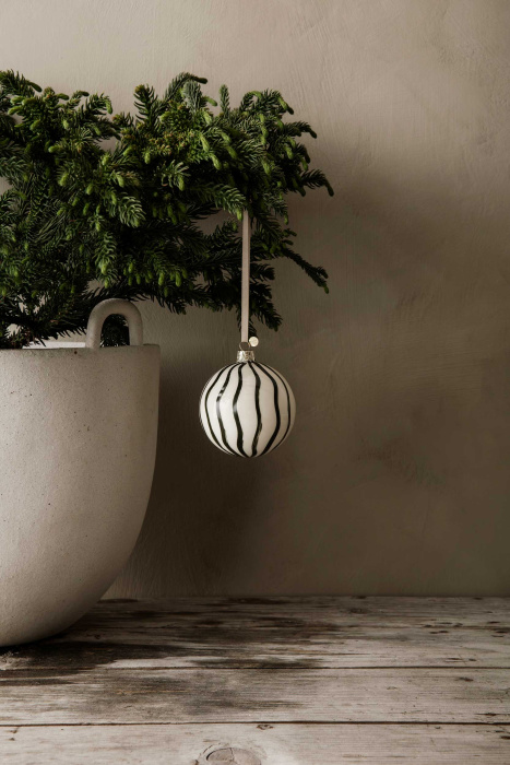 Набор из 4 ёлочных игрушек Christmas Glass Ornaments, Ferm Living