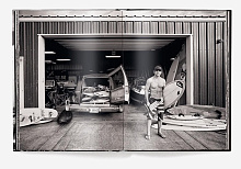 Книга Hawaii: by Olaf Heine, teNeues