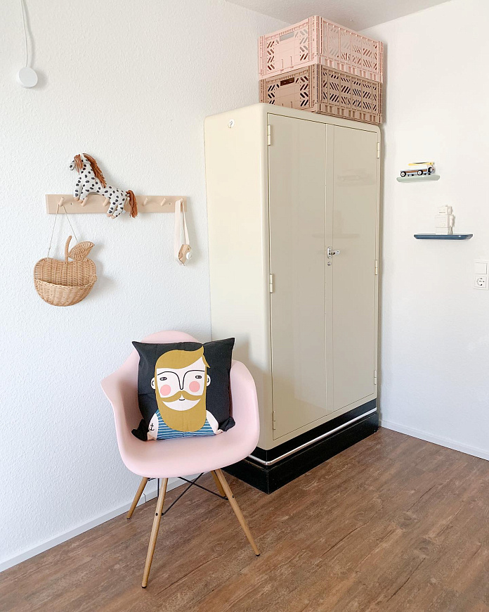 Кресло Eames Plastic Armchair RE DAW, Vitra