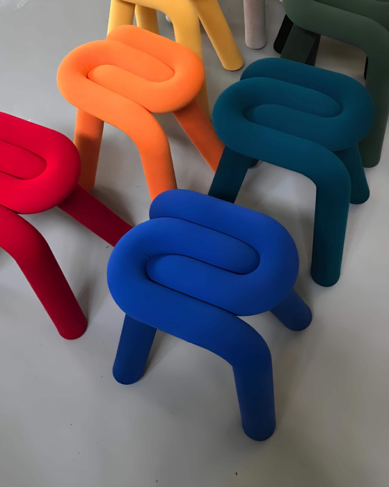 Табурет Bold Stool, Moustache