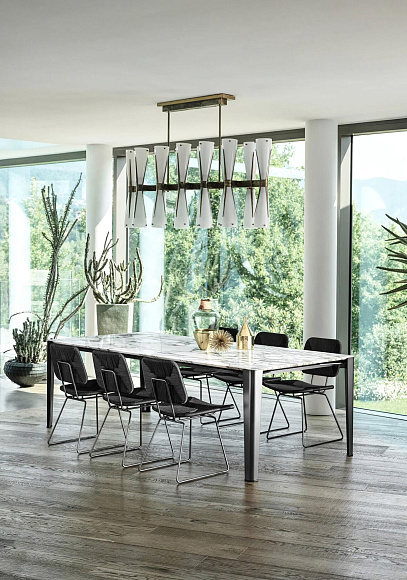 Обеденный стол Iseo, Flexform