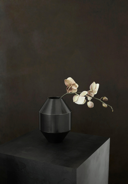 Ваза Hydro Brass Vase, Fredericia