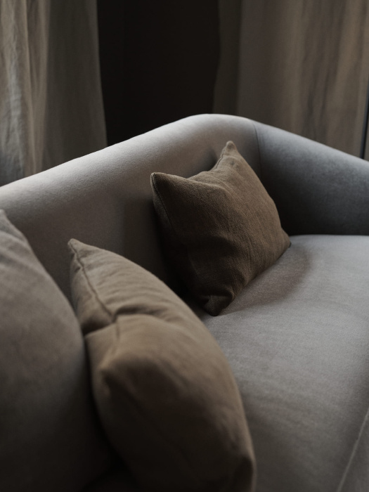 Диван Covent Sofa Narrow 2 Seater, New Works