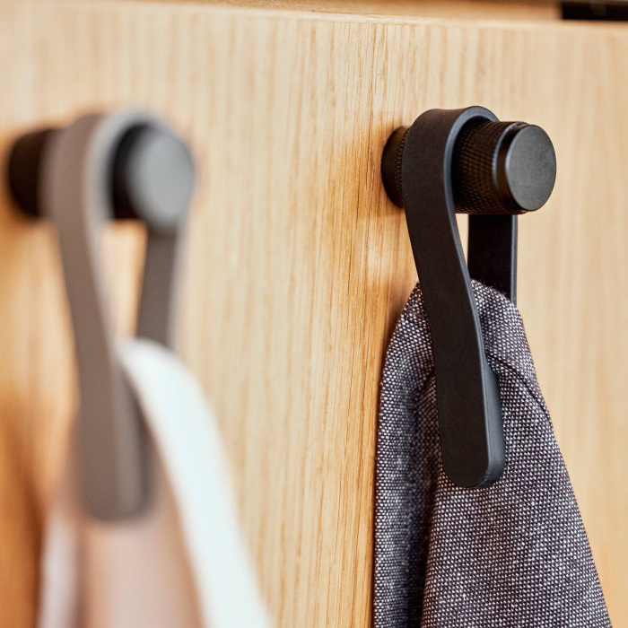 Набор из 2 держателей для полотенец Loop Magnet, Zone Denmark