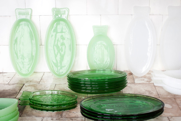 Блюдо сервировочное Dish S Transparent Green Fish & Fish, Serax