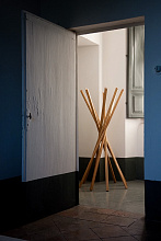 Напольная вешалка Sciangai, Zanotta