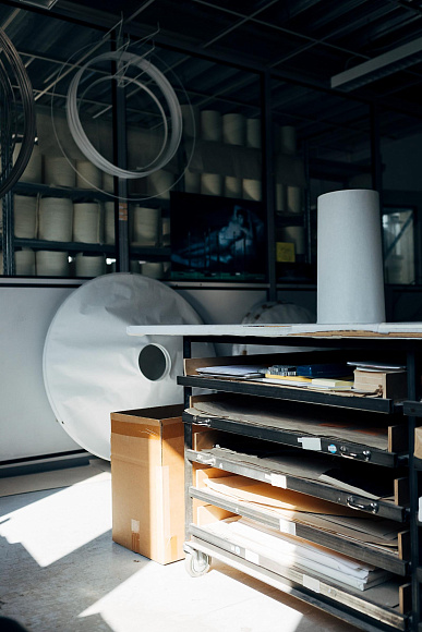 Люстра Floatation, Ingo Maurer