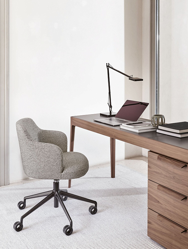 Стул Abby Girevole, Porada