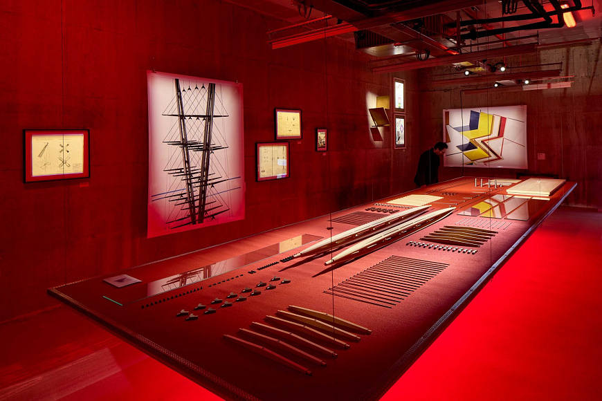 Книга Echoes: Cassina. 50 Years of iMaestri, Rizzoli International Publications Inc.