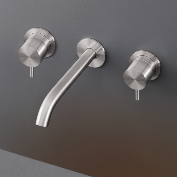 Настенный смеситель с двумя ручками и изливом MIL38, Cea Design