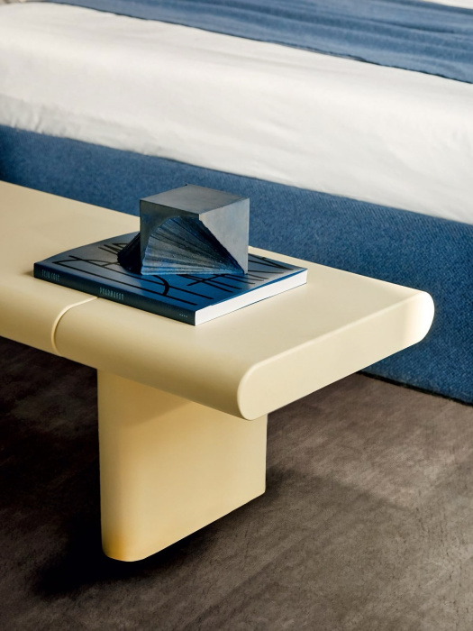 Столик Zavolo Small Table, Zanotta