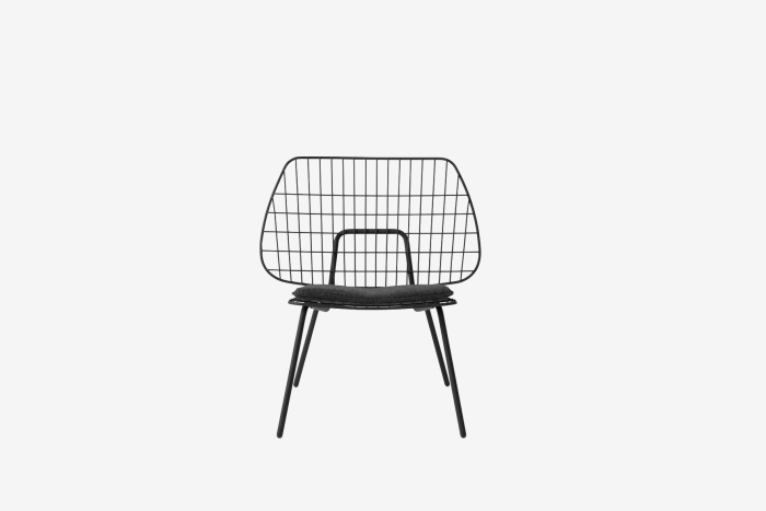 Уличное кресло с подушкой WM String Lounge Chair, Audo Copenhagen (ex. Menu)