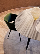 Обеденный стол Tweed, Zanotta