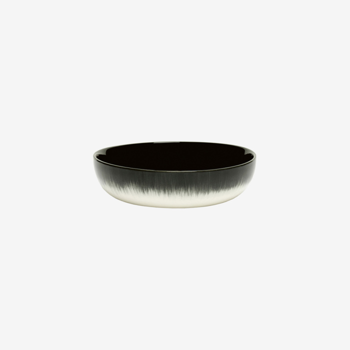 Глубокая тарелка High Plate, Dé Off-White/Black Var B by Ann Demeulemeester, Serax