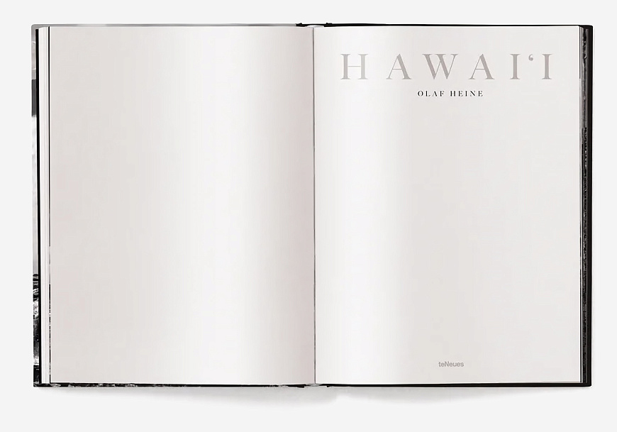 Книга Hawaii: by Olaf Heine, teNeues