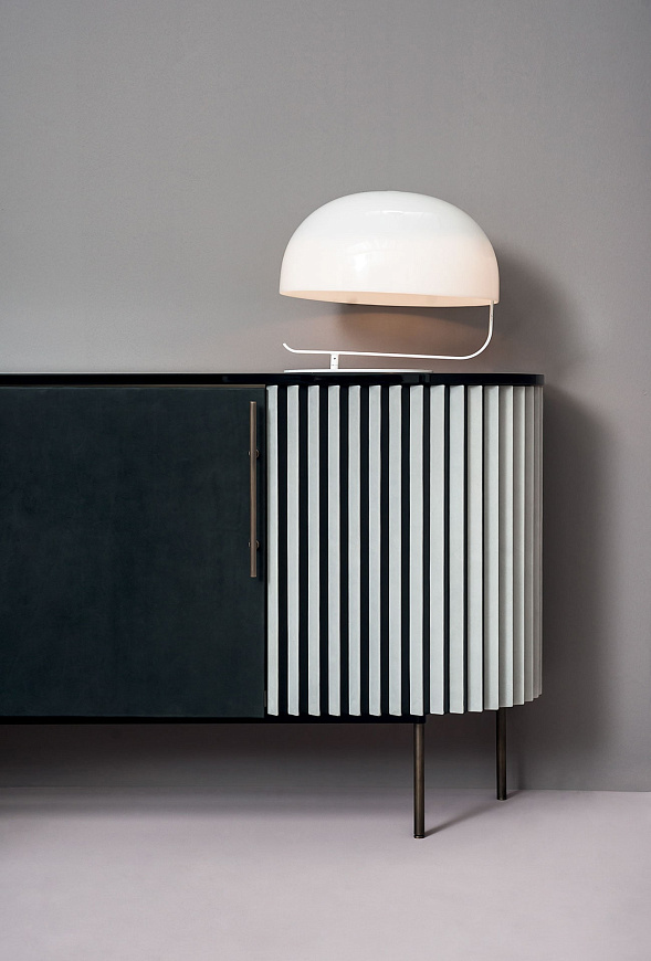 Буфет Plissé, Baxter