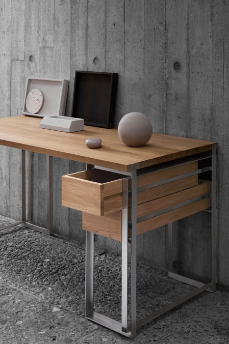 Рабочий стол Outline Desk, Kristina Dam Studio