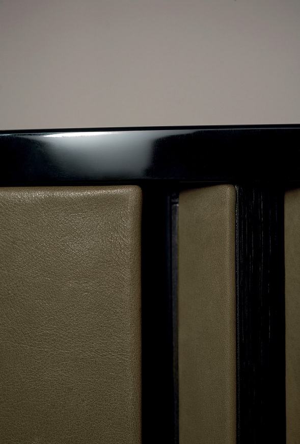 Буфет Plissé, Baxter