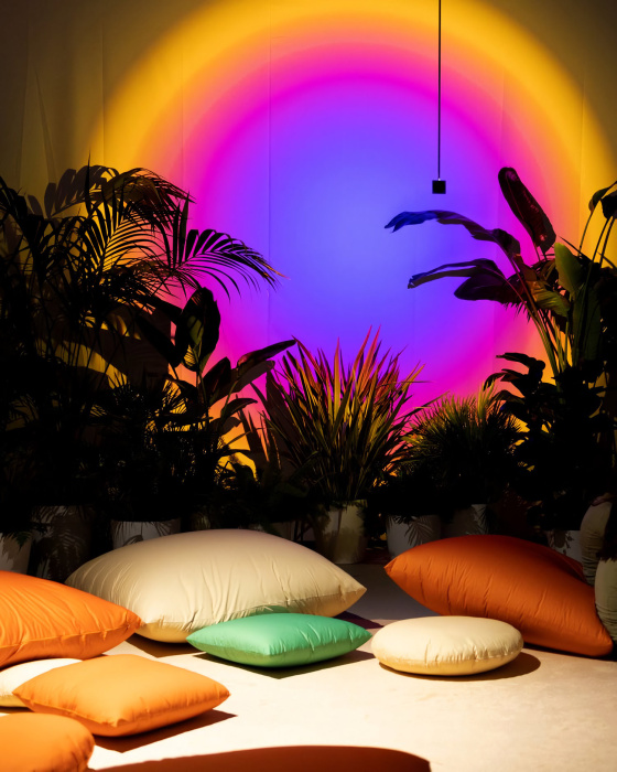 Напольный / потолочный светильник с поворотным механизмом Halo Giga, Halo Edition