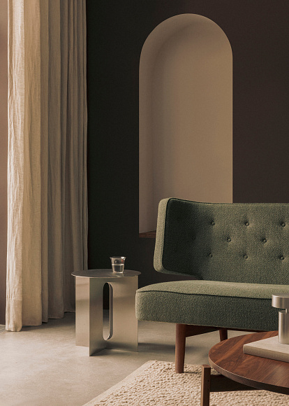 Стальной приставной столик Androgyne Side Table, Steel Base, Audo Copenhagen (ex. Menu)