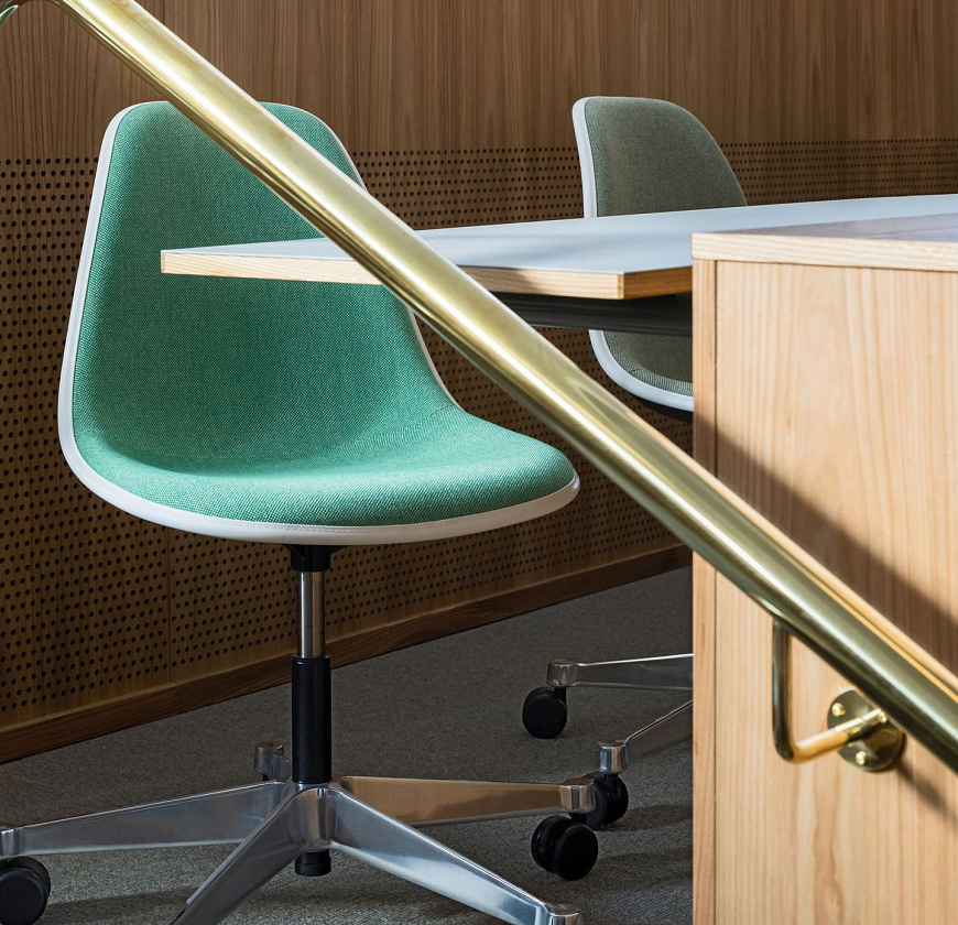 Стул Eames Plastic Side Chair RE PSCC, Vitra