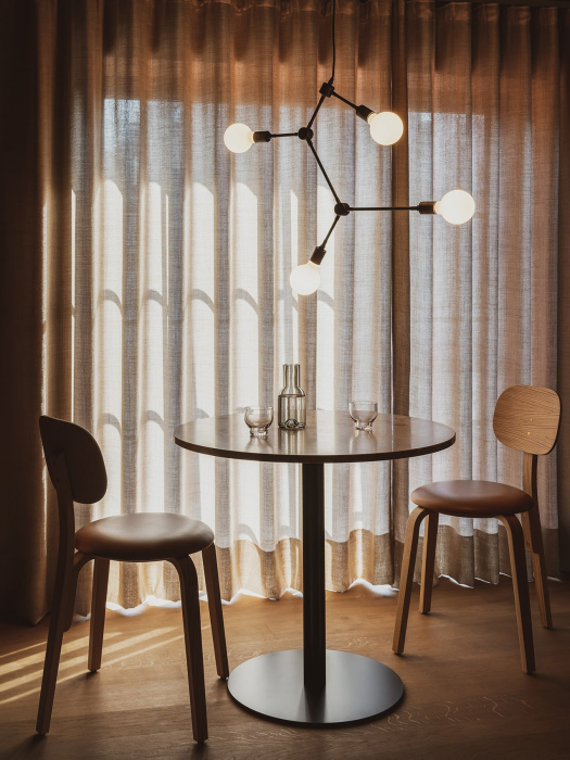 Обеденный стол Harbour Column Dining Table, Circular, Audo Copenhagen (ex. Menu)