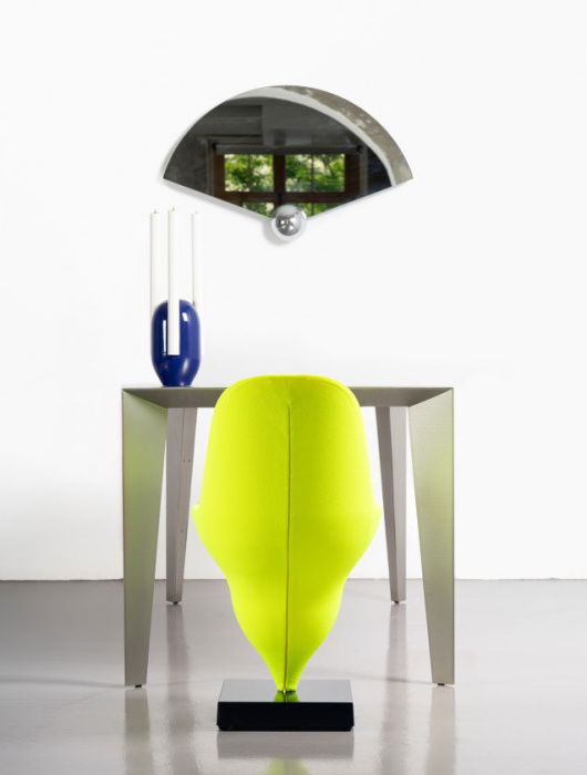 Настенное зеркало Sphera Fan mirror, Moustache