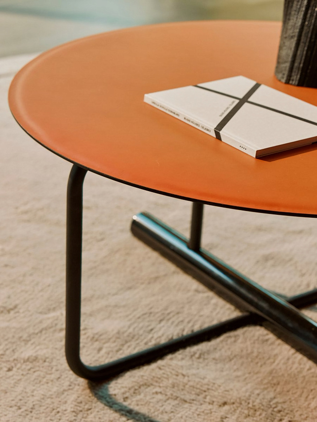 Журнальный столик Toto, Zanotta