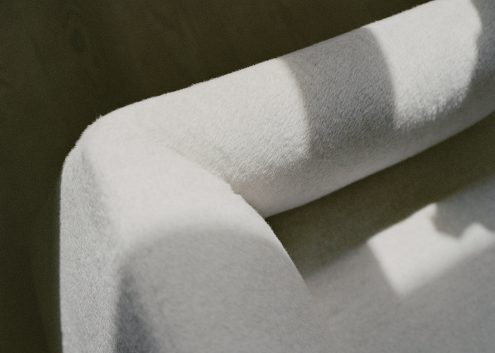 Кресло Shore Lounge Chair Plinth, New Works