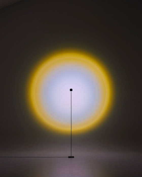 Напольный светильник с поворотным механизмом Halo Hope, Halo Edition