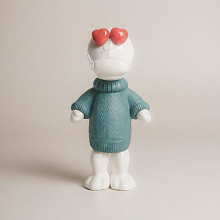 Фарфоровая статуэтка Teal Sweater, Red Situation, Aleksandra Eliseeva